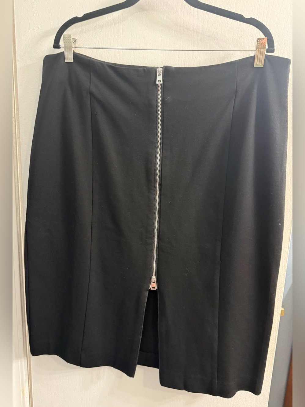 Zac & Rachel Black Pencil Skirt with Center Silver Zip
